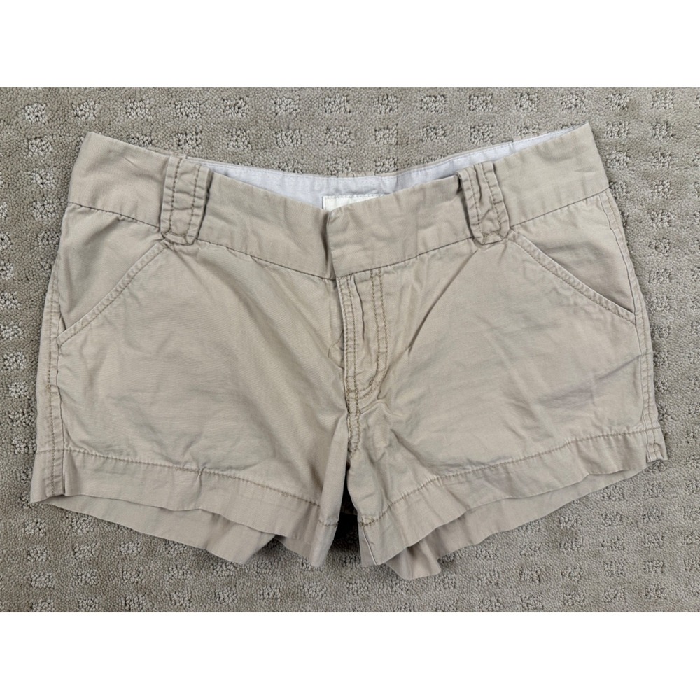 Woman's Old Navy Khaki/Beige Chino Shorts Size 6 (29") #1211
